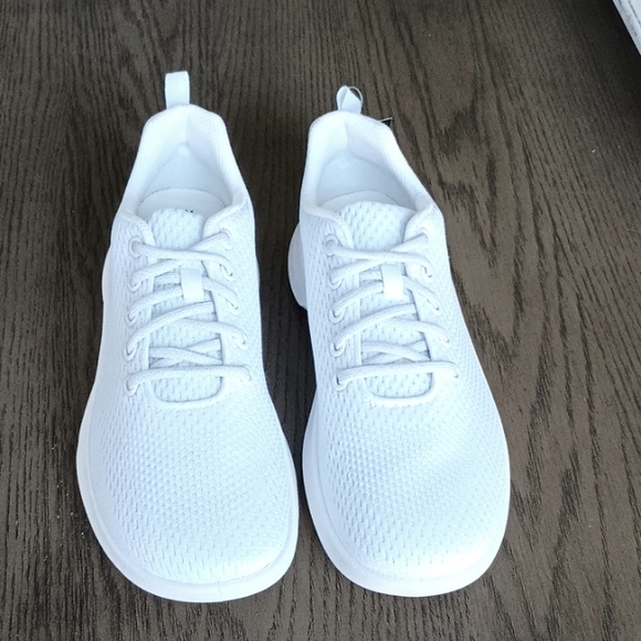 Athletics Works Women's Life Style Jogger Sneakers   Size 11   White    NWT - Picture 6 of 11